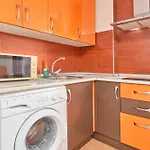 Naranja شقة